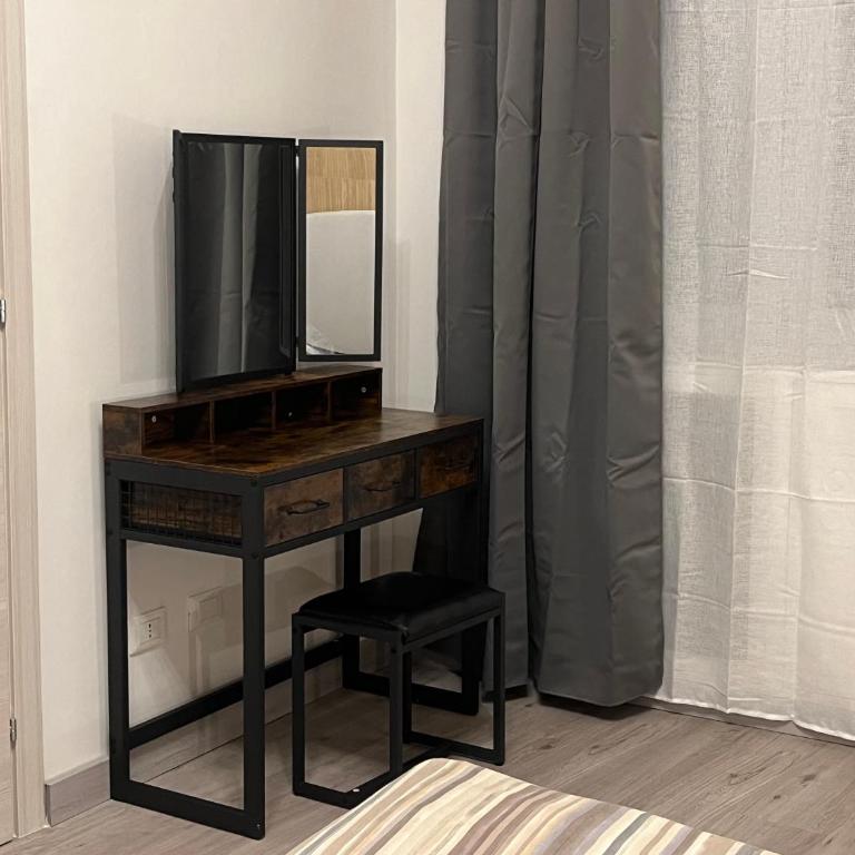 Vatican Fashion Home - Three-Bedroom Apartment - 57