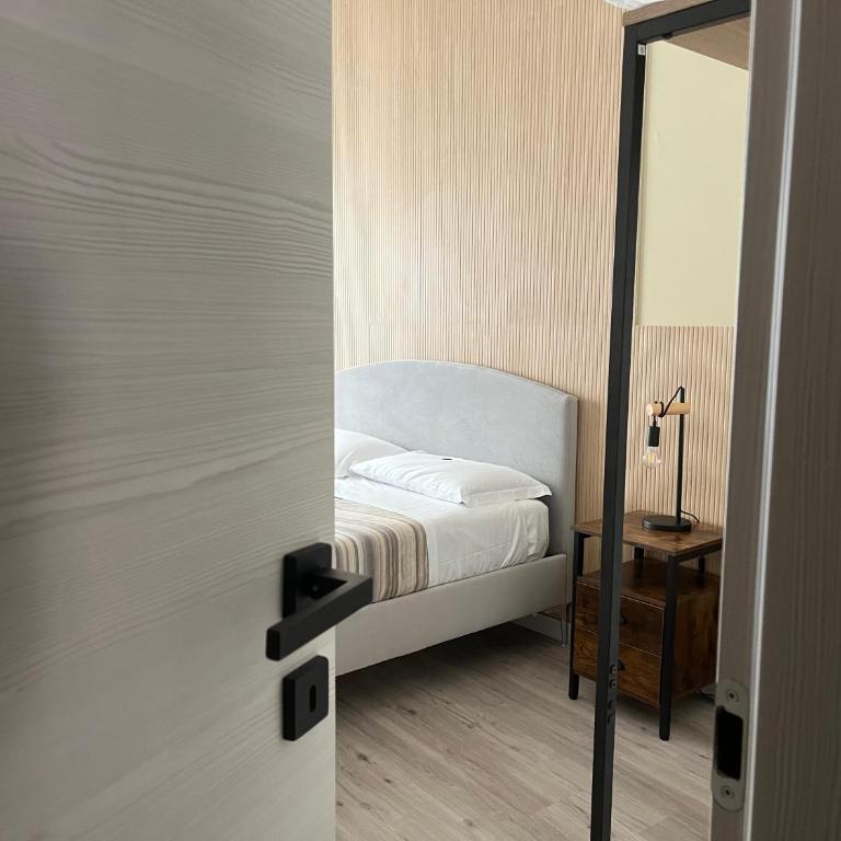 Vatican Fashion Home - Three-Bedroom Apartment - 41