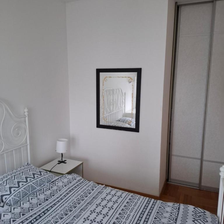 Dina's Place - One-Bedroom Apartment - 4