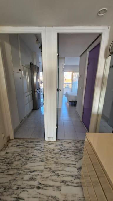 Cannes SEASIDE BEACHFRONT bord de mer - Appartement 1 Chambre - 10