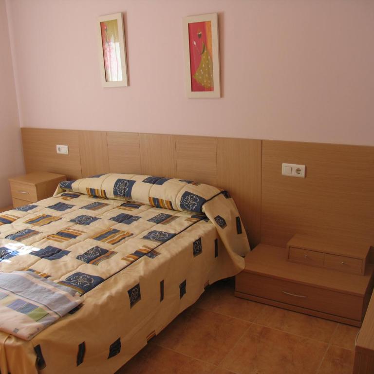 Encarni - Three-Bedroom Townhouse - 18