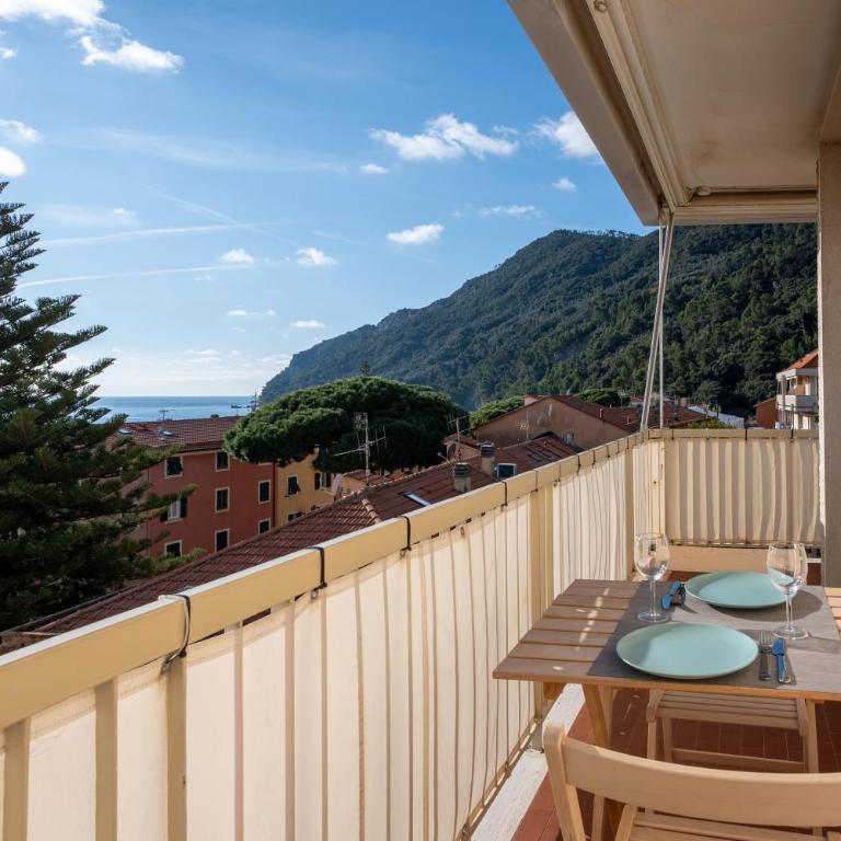 Seaview Apartment - A - Apartment with Sea View - 1