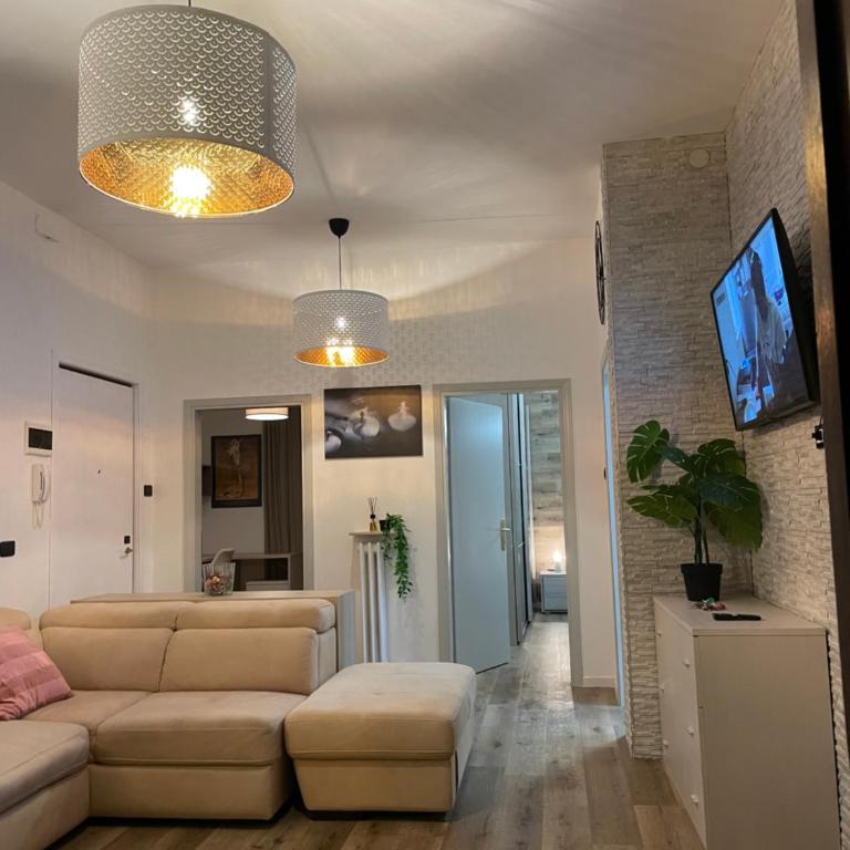 AuroraEast - Appartamento con 2 Camere da Letto - 11