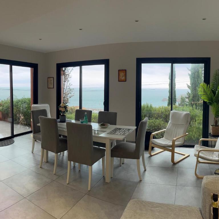 Residence Arc-en-Ciel 5 Star App A with stunning seaview - Appartement 2 Chambres - 4