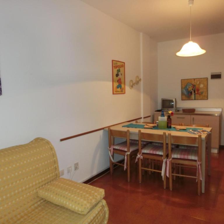 Condominio Biloba - Two-Bedroom Apartment - 2