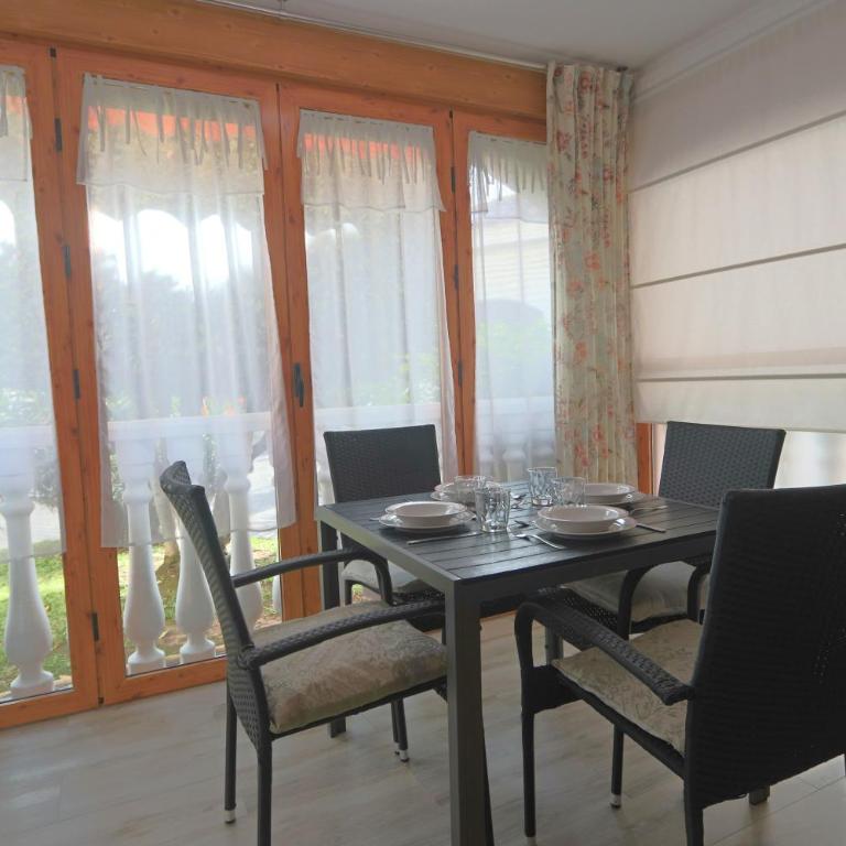018 - Costa Hispania I - 264 - comfortHOLIDAYS - Three-Bedroom Bungalow - 6