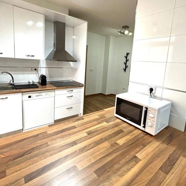 Plaza Europa - Más que apartamentos. - Two-Bedroom Apartment - 6