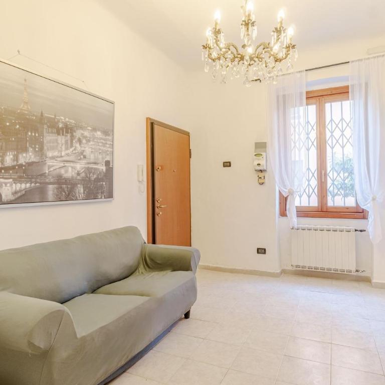 GuestHost - Charm and Comfort in the Heart of Genoa - Two-Bedroom Apartment - 4