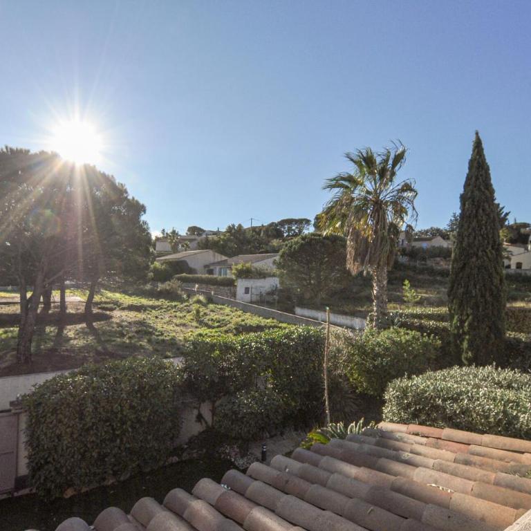 Beautiful Home In Sainte Maxime - Maison de Vacances 4 Chambres - 5