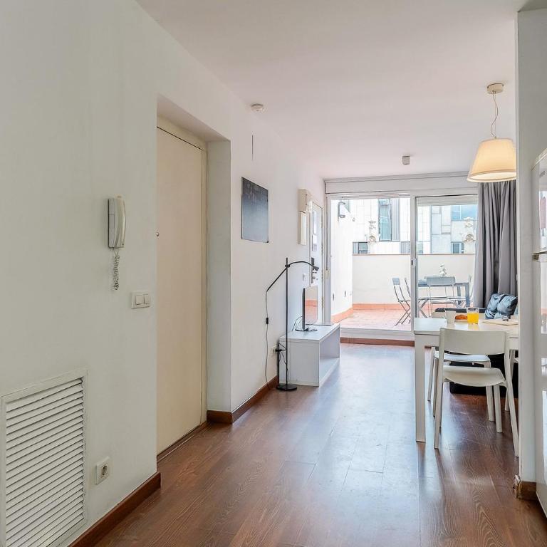 AB Montjuic - Apartamento de 2 dormitorios con terraza - 11
