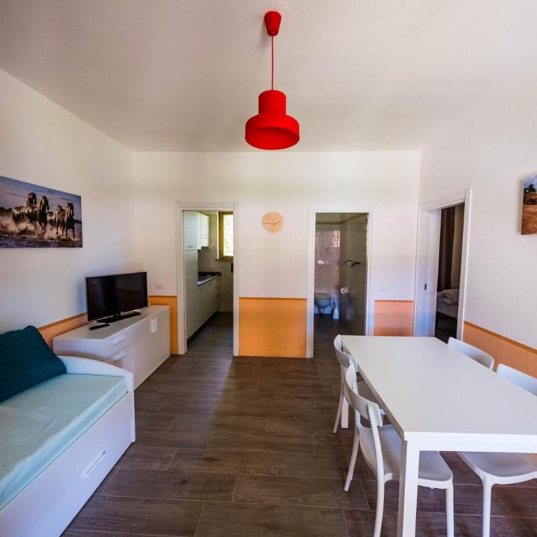 Golfo del Sole Hotel & Holiday Resort - Camera Familiare Standard - 1
