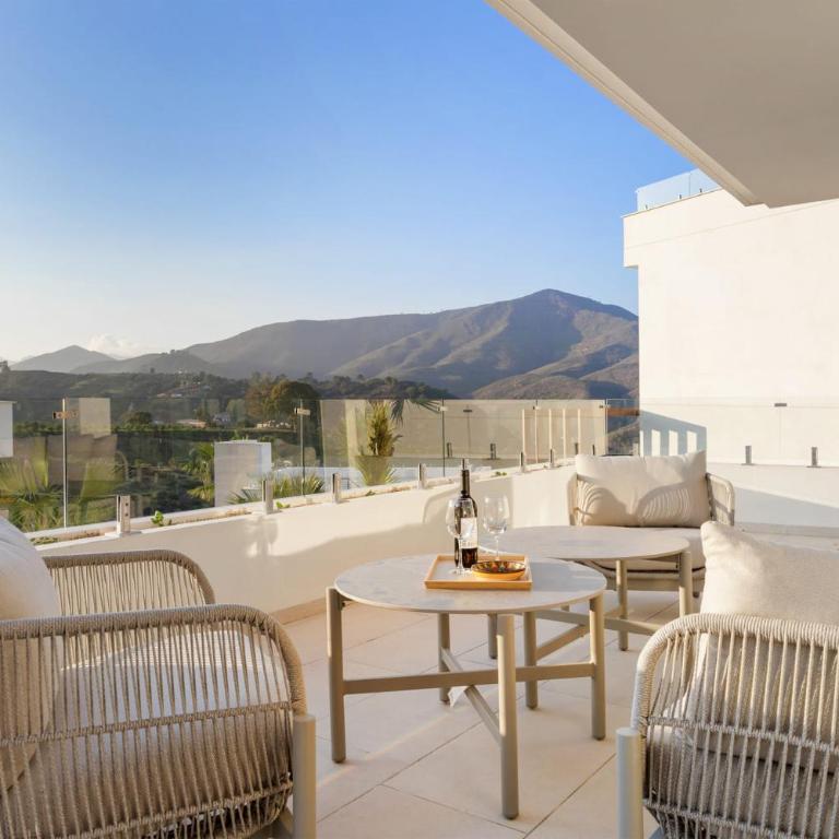 ViVi Homes -Villa Kolibri Pool, Terrace & Golf - Villa Deluxe - 4