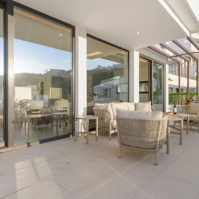 ViVi Homes -Villa Kolibri Pool, Terrace & Golf - Villa Deluxe - 8