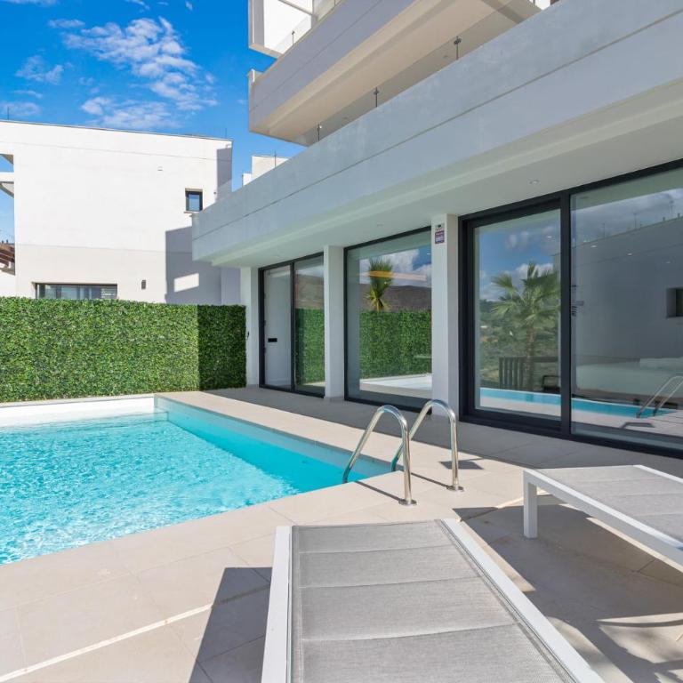 ViVi Homes -Villa Kolibri Pool, Terrace & Golf - Villa Deluxe - 1