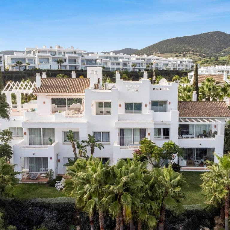 ViVi Homes - Casa Sereno - lagoon - pool - garden - view - Apartment - Ground Floor - 28