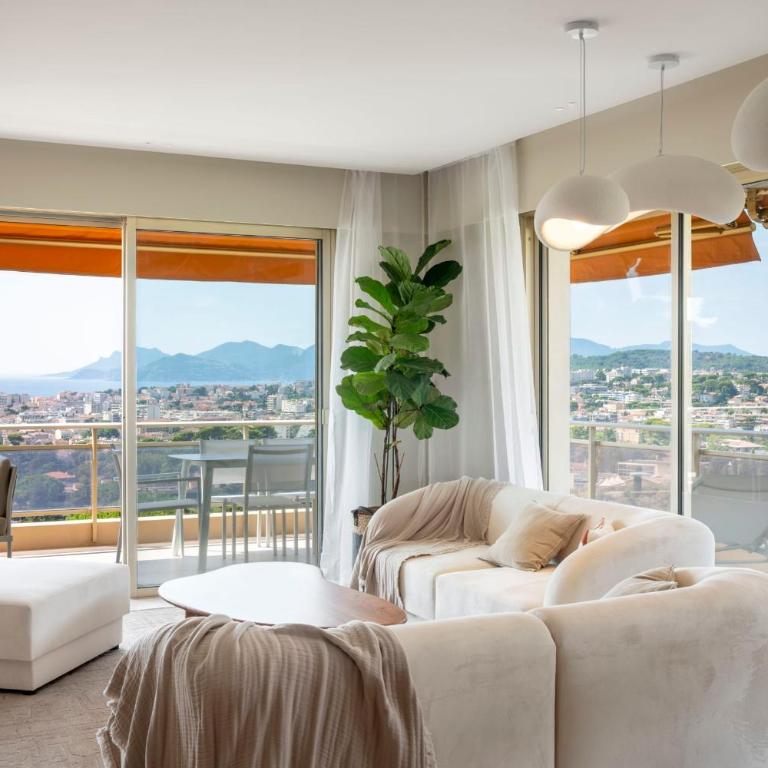 REF 1965 - Le Cannet - Sea view apartment for rent - Appartement - 1