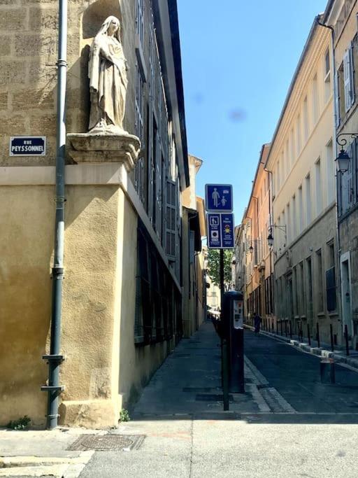 La Suite Mazarin - One-Bedroom Apartment - 29
