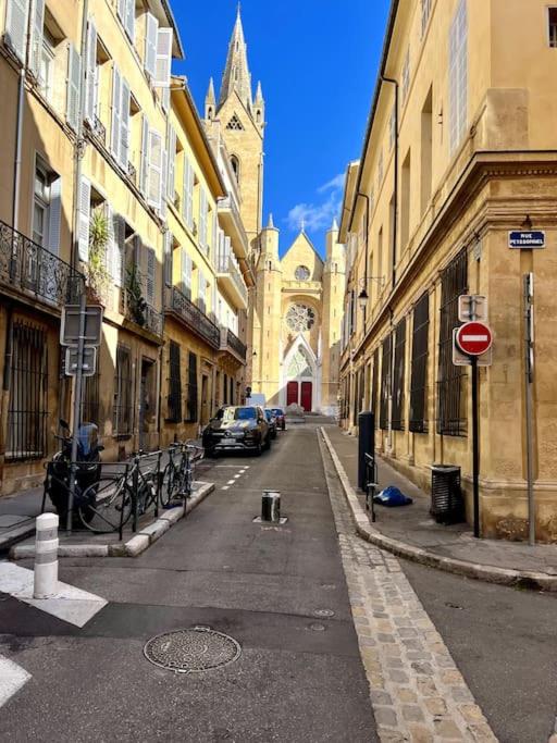 La Suite Mazarin - One-Bedroom Apartment - 30