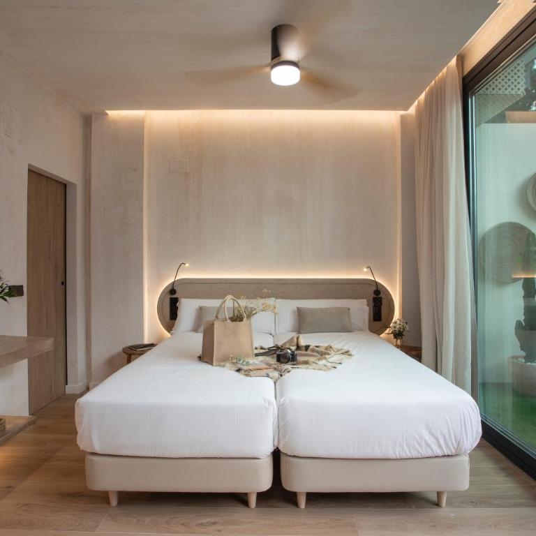 Nomad Haux Mestalla - Double Room with Terrace - 8