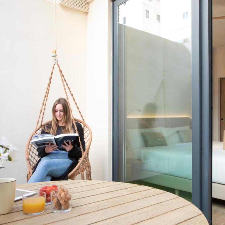 Nomad Haux Mestalla - Double Room with Terrace - 4