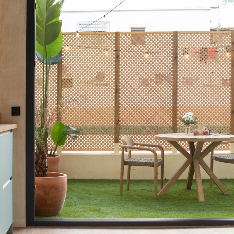 Nomad Haux Mestalla - Double Room with Terrace - 1