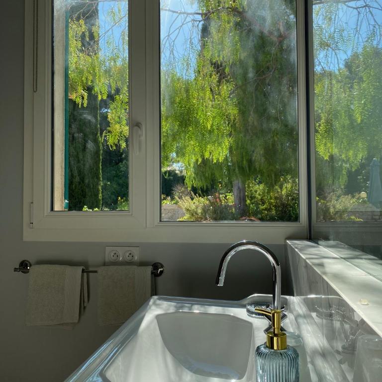 Domaine des Encourdoules - Chambre Lit King-Size Deluxe - 5