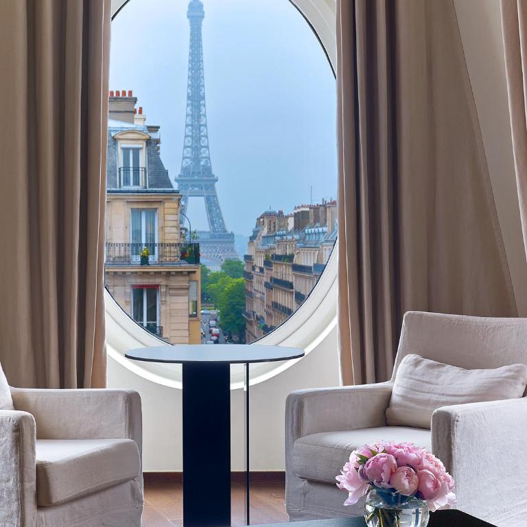 Le Metropolitan, Paris Tour Eiffel, a Tribute Portfolio Hotel - Suite Lit King-Size Eiffel - Vue sur Tour Eiffel - 1