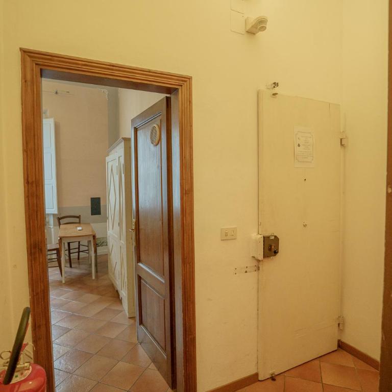 Tranquil Suite Near Museums and Train Station - Apartment - 5