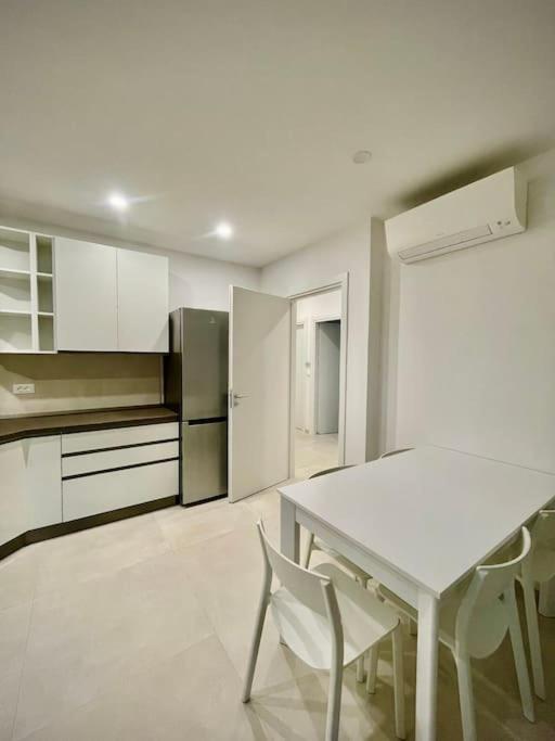 Turris Apartments, SKYLINE historic center Bologna - Double Room with Private Bathroom - 6