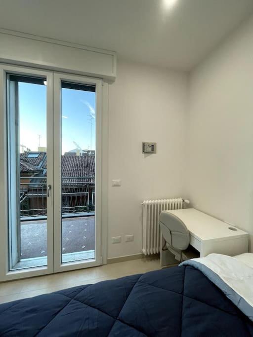 Turris Apartments, SKYLINE historic center Bologna - Deluxe Single Room with Balcony - 5