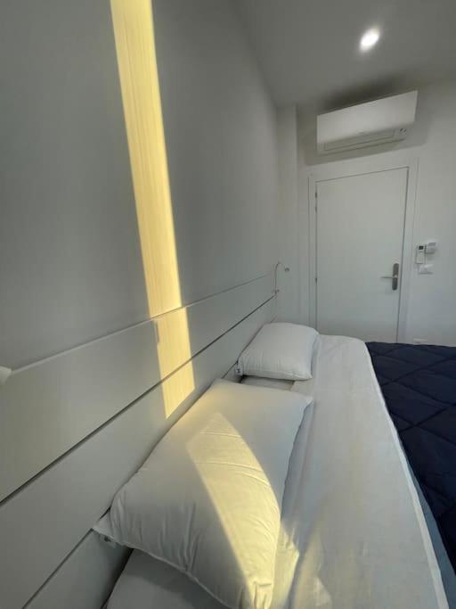 Turris Apartments, SKYLINE historic center Bologna - Double Room with Balcony - 1