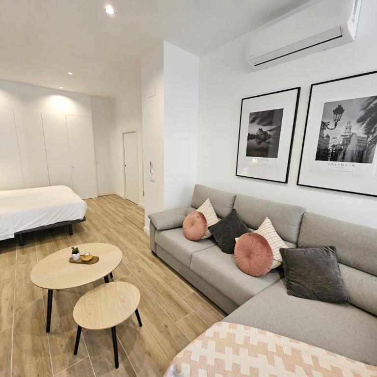 HOB Las Ciencias Terrace II - One-Bedroom Apartment - 3