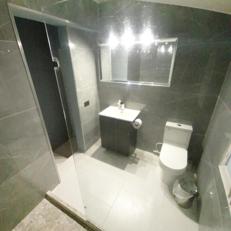 Luxury Villa at Poblado 6 BDRM Epic Manor - Villa Deluxe - 28