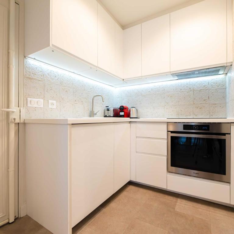 Elegant apartment - 2BR - 6P - Notre Dame Cathedral - Appartement 2 Chambres - 13