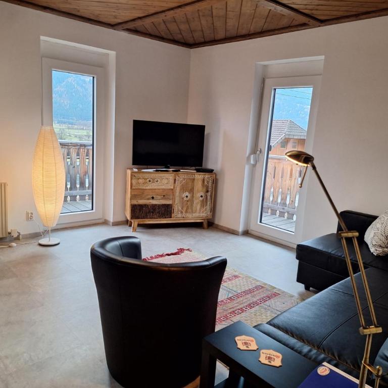 Alpenblick FeWo Hauser - Apartment mit Balkon - 19