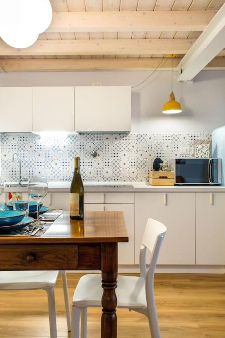 Intimo e piacevole loft nel cuore pulsante del centro storico - One-Bedroom Apartment - 25