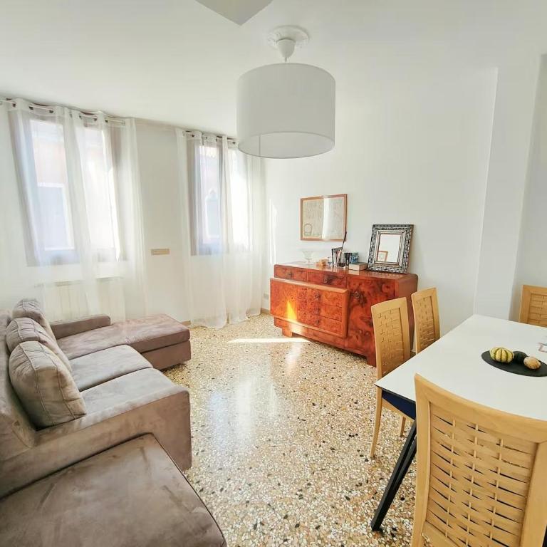 Dimora 5318 Venice - Appartamento Deluxe con 3 Camere da Letto - 3