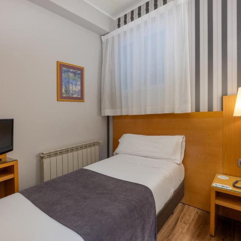 Hotel Lyon - Single Room - 1