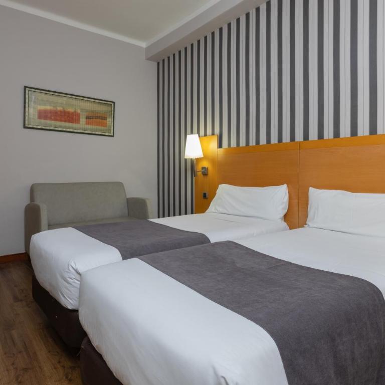 Hotel Lyon - Double or Twin Room - 1