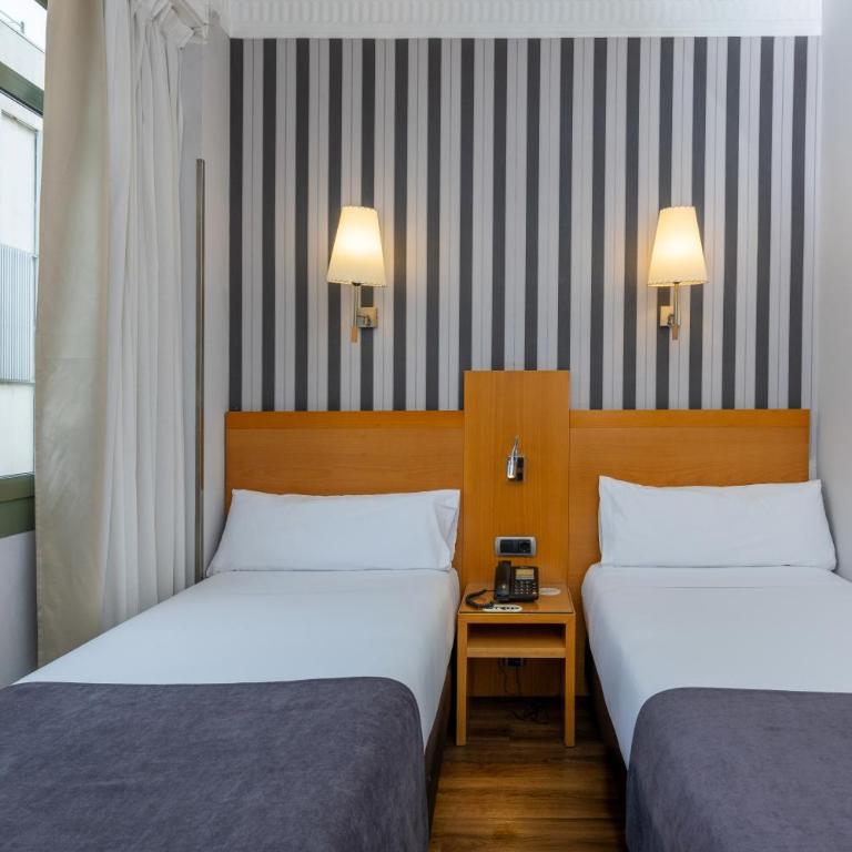 Hotel Lyon - Double or Twin Room - 12