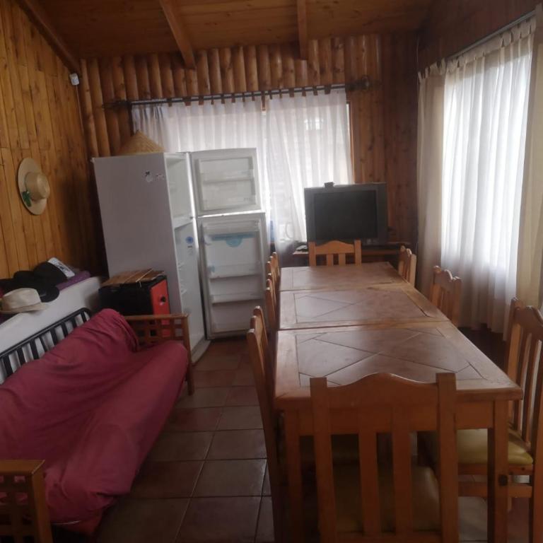 Casa Pichidangui 8 personas Se arrienda desde 3 noches - Four-Bedroom House - 3