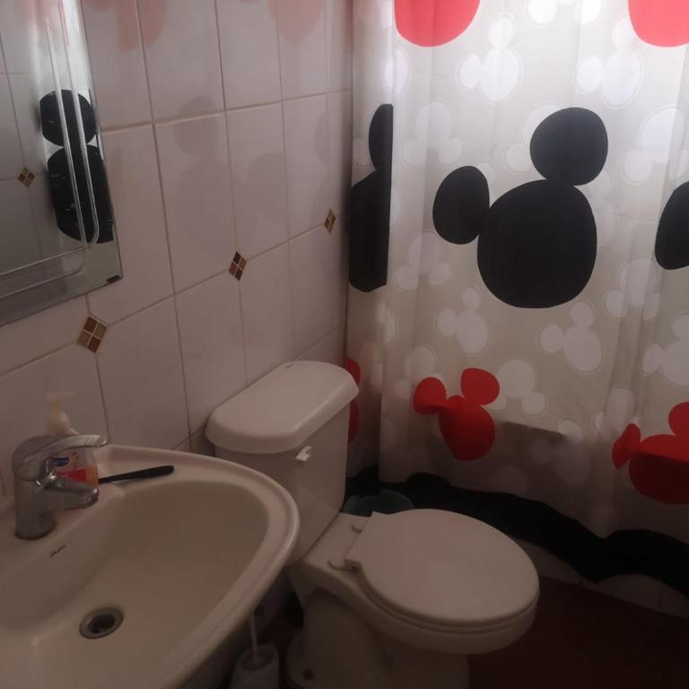 Casa Pichidangui 8 personas Se arrienda desde 3 noches - Four-Bedroom House - 11
