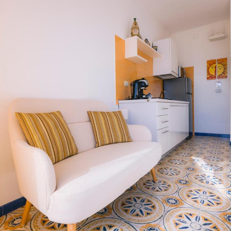 Appartamento Mare Blu - Two-Bedroom Apartment with Sea View - 7