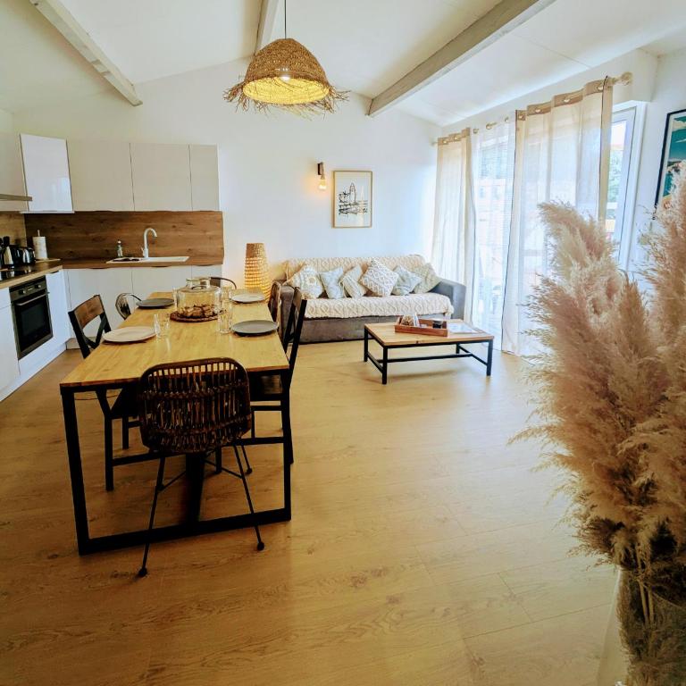 42 m2 d'élégance avec terrasse, parking, belle vue - One-Bedroom Apartment - 3