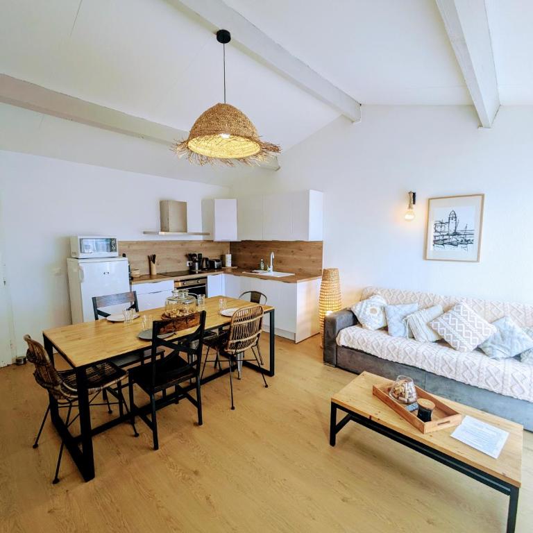 42 m2 d'élégance avec terrasse, parking, belle vue - One-Bedroom Apartment - 9