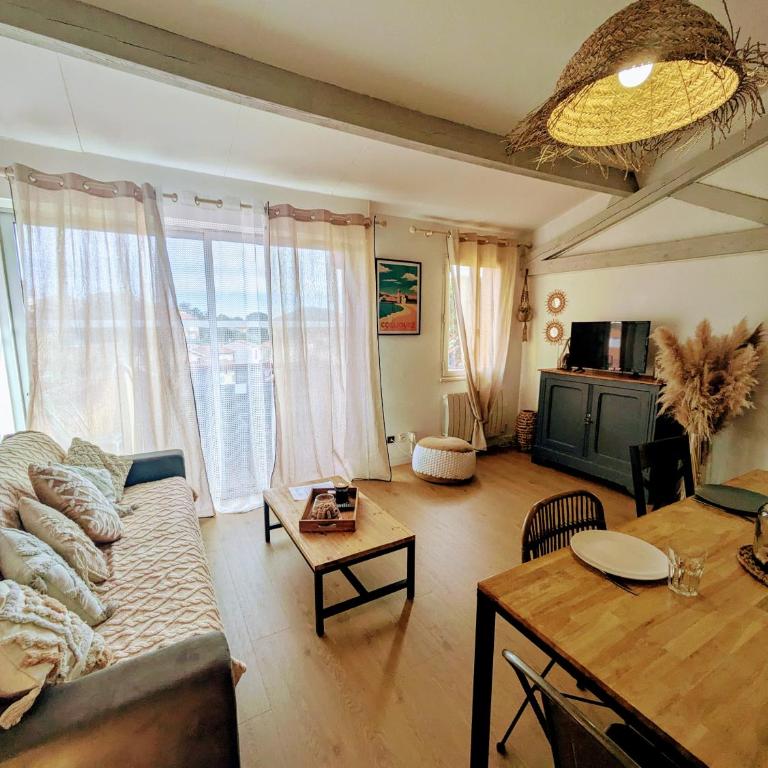 42 m2 d'élégance avec terrasse, parking, belle vue - One-Bedroom Apartment - 1