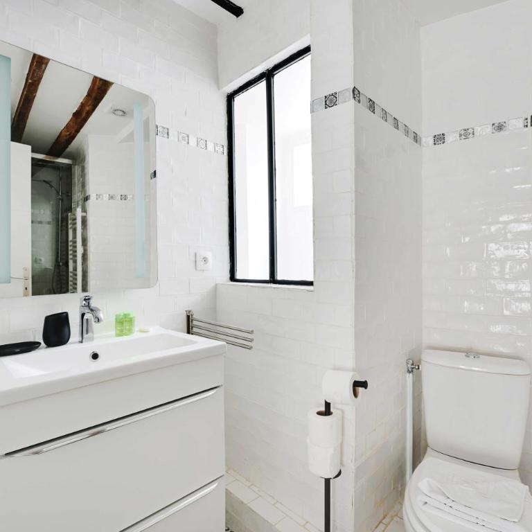 Duplex pour 6 a Republique Confort et Centralite - Appartement 2 Chambres - 4