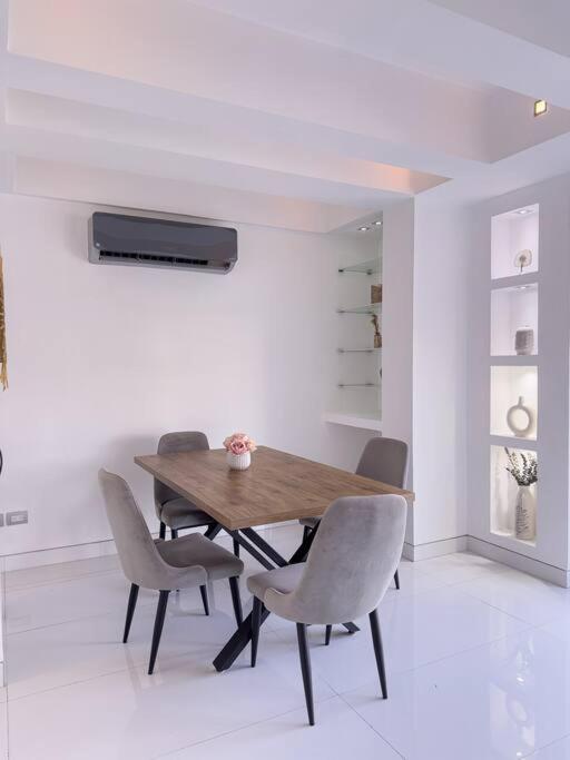 Luxury 2Bed 2Bath PH Steps from Mall Viva - Apartamento de 2 dormitorios - 24