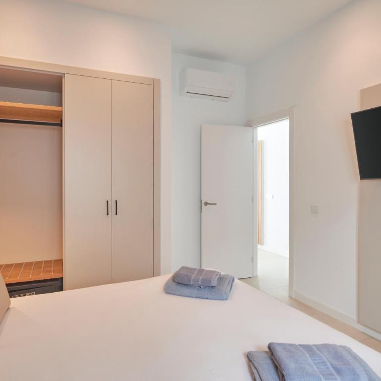 Blancazul Deluxe Casa Domingo - One-Bedroom Apartment with Balcony and Sea View - 24