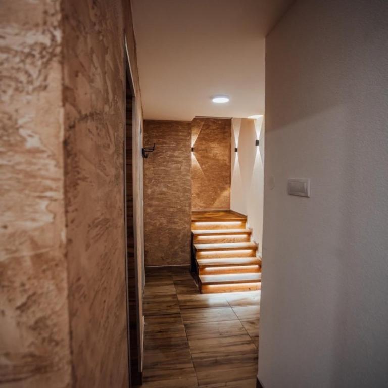 Vila Dunja 2 - Kuća sa 3 Spavaće Sobe - 9
